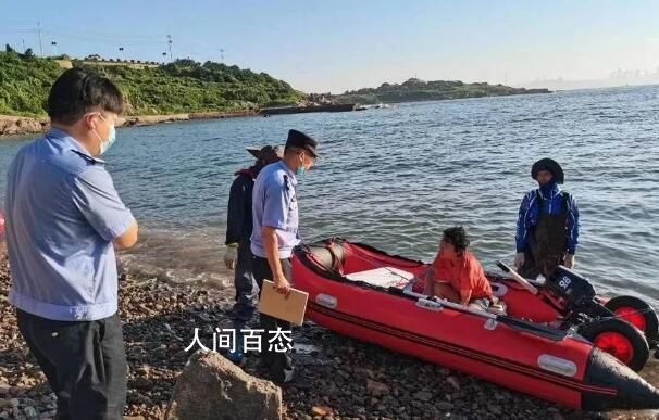 女游客在海面上漂浮一夜后被救 海浪太大无法报警