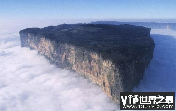 地球上最神秘的桌面山：长约15公里，宽约5公里
